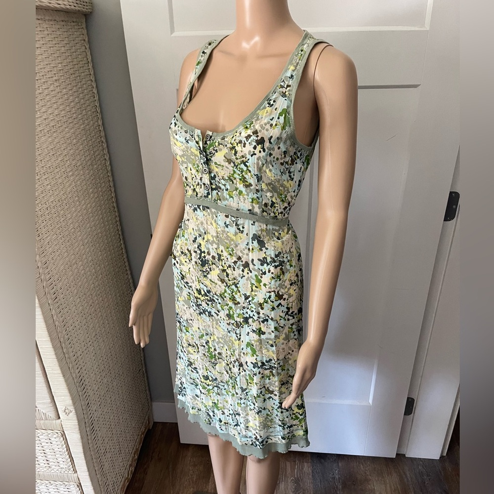 Sandwich Dress - Picture 5 of 9